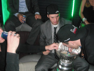 Illustration for article titled What These New Patrick Kane Photos Tell Us About Fame And The Perils Of Drinking Beer Through A Straw In Public